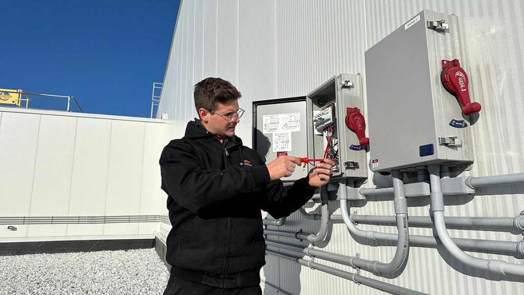 Service-électricité-industrielle
