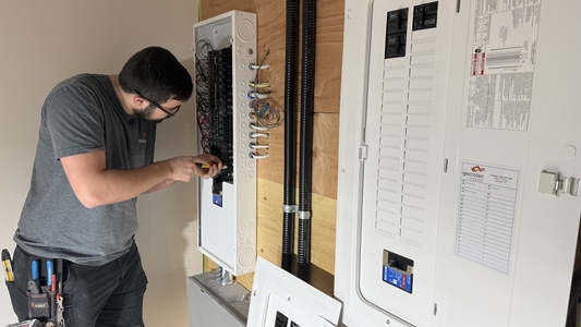 quand et pourquoi changer votre panneau electrique